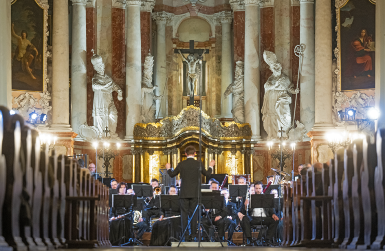 Dangiškosios spalvos: Olivier Messiaeno muzika pučiamiesiems | VILNIUS WINDS 2025